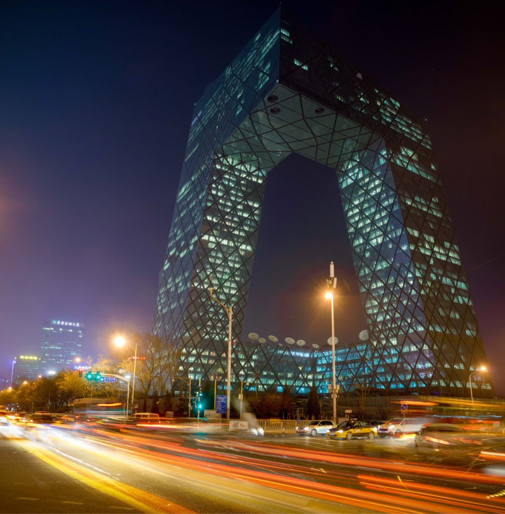Asia is setting the agenda for modern architecture these days. That's for sure. I always wondered how it must be, if you have your office in the upper corner of the CCTV Building and nothing beneath you.